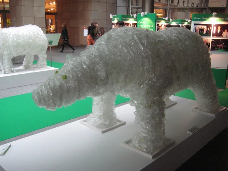 I LOHAS polar bear and elephant at an indoor event